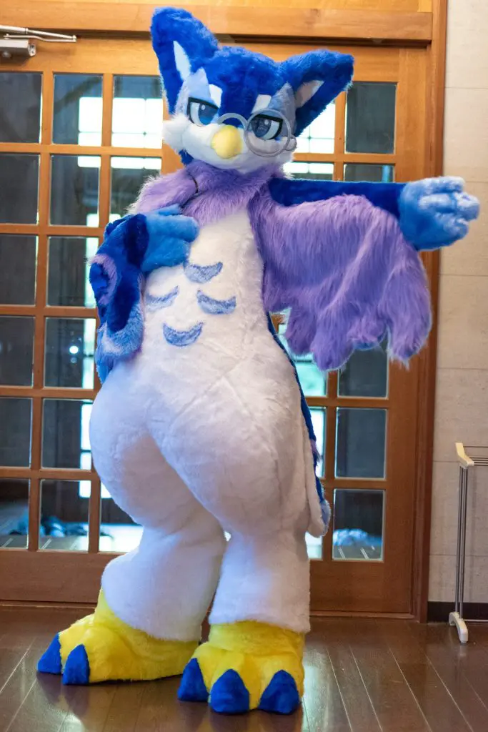 【ヒロ】ケモノ着ぐるみ 鷹嵐 | #nanon_works : ケモノ着ぐるみ制作スタジオ