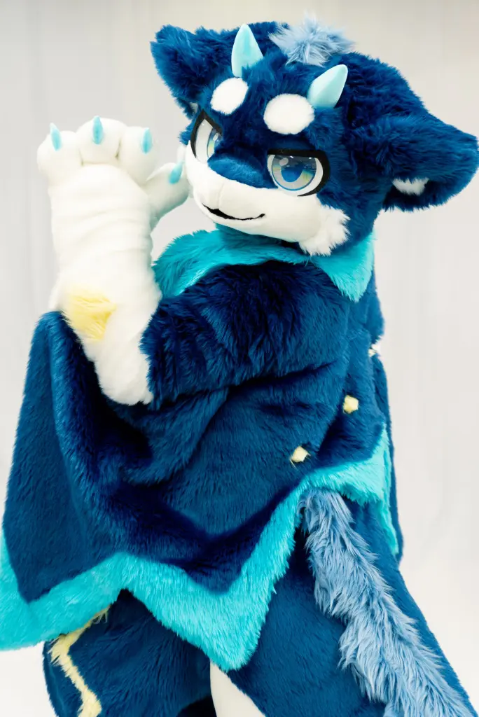 カナタ | #nanon_works : ケモノ着ぐるみ制作スタジオ